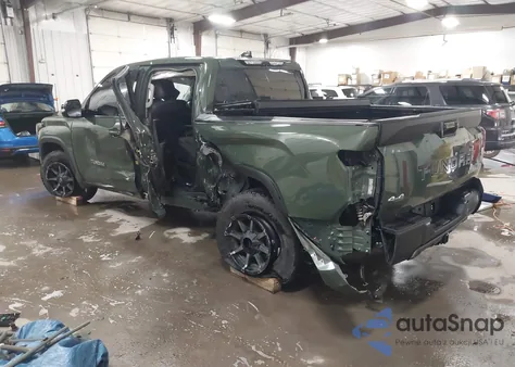 2022 Toyota Tundra Sr5 из США, поврежденный, VIN 5TFLA5DB2NX003208